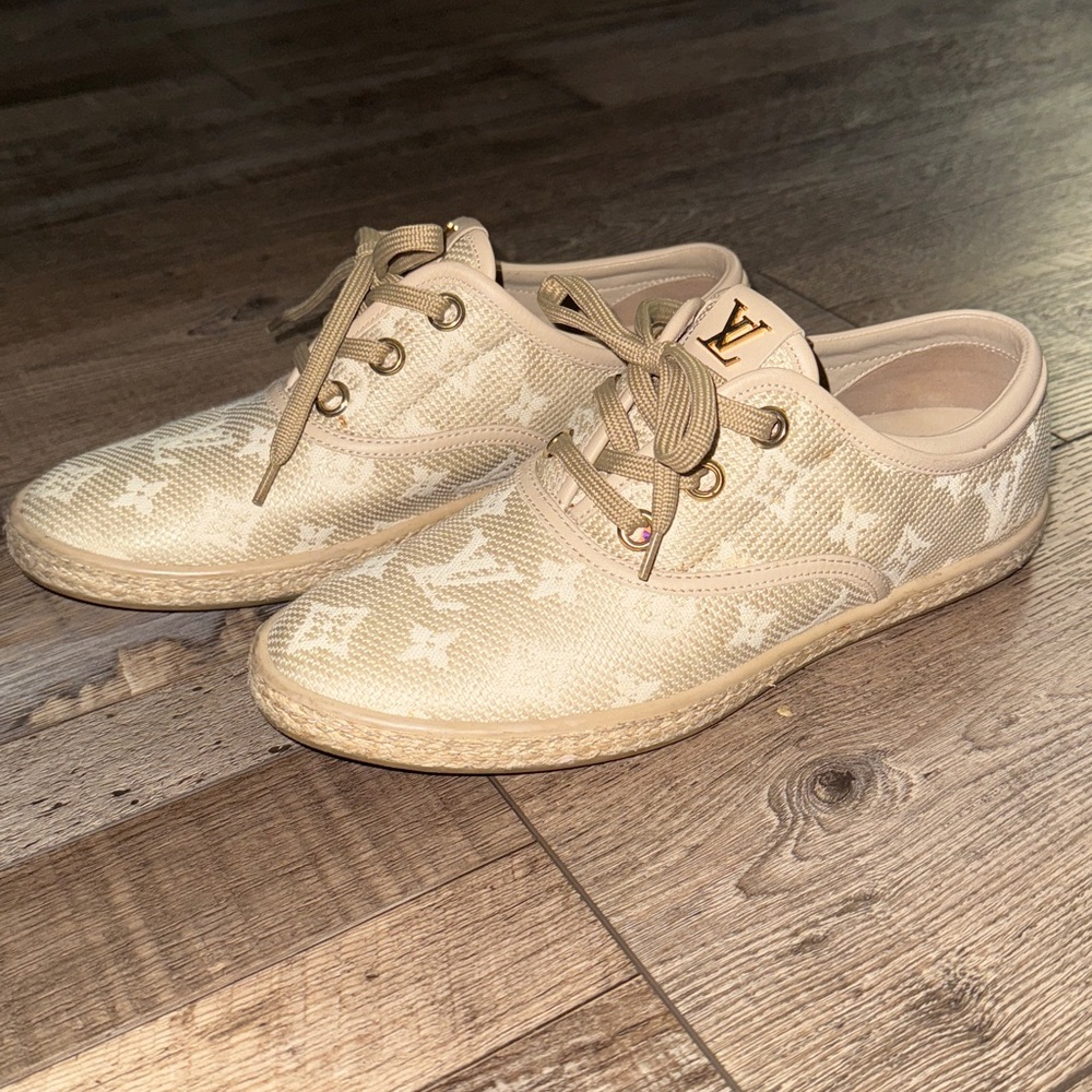 Louis Vuitton Tan Monogram Espadrilles - Picture 3 of 6